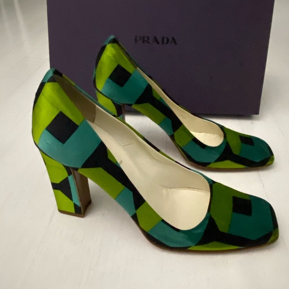 PRADA VINTAGE GRAPHIC PUMPS HEELS MADE IN ITALY 37 - Picture 4 of 11